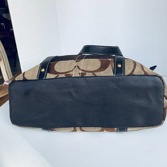 COACH Classic C Leather Fabric Purse Handbag Pocketbook Really $? - Picture 2 of 16